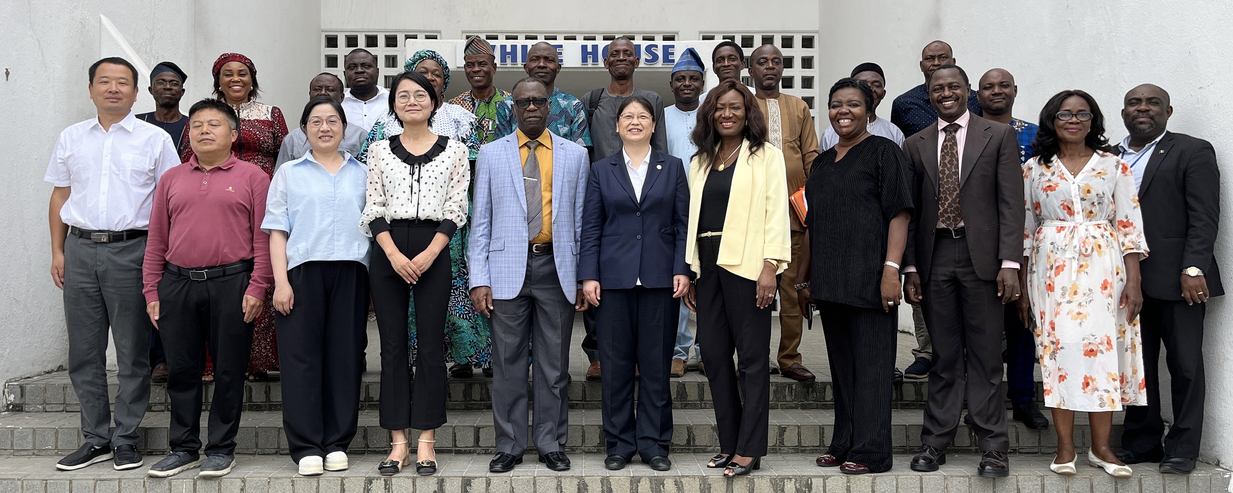 Director Fang Yinxia led a delegation to visit West Africa and signed MOUs with Benin and Nigeria