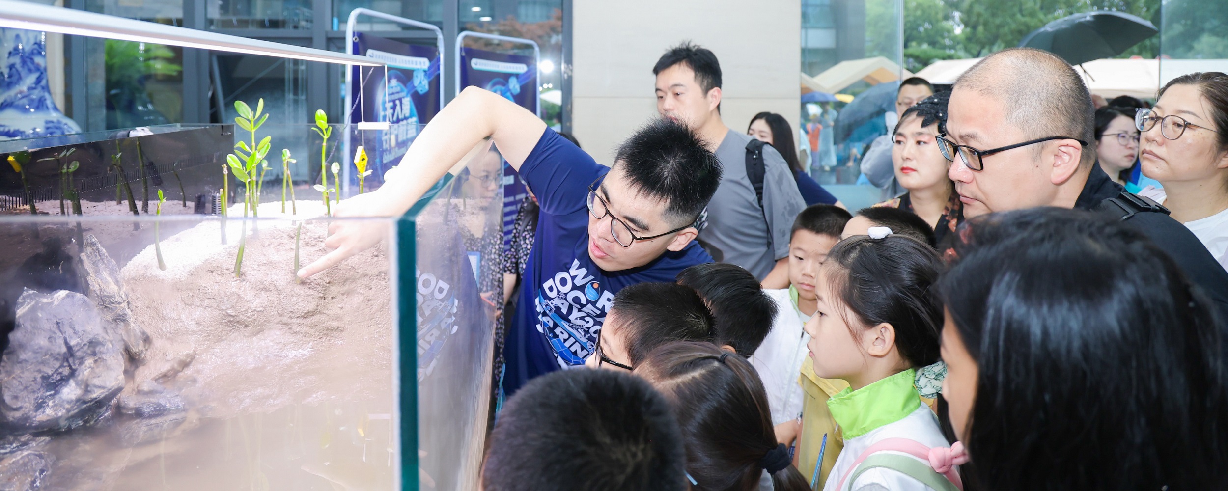The SIO held the World Oceans Day (June 8) Public Science Popularization Event.